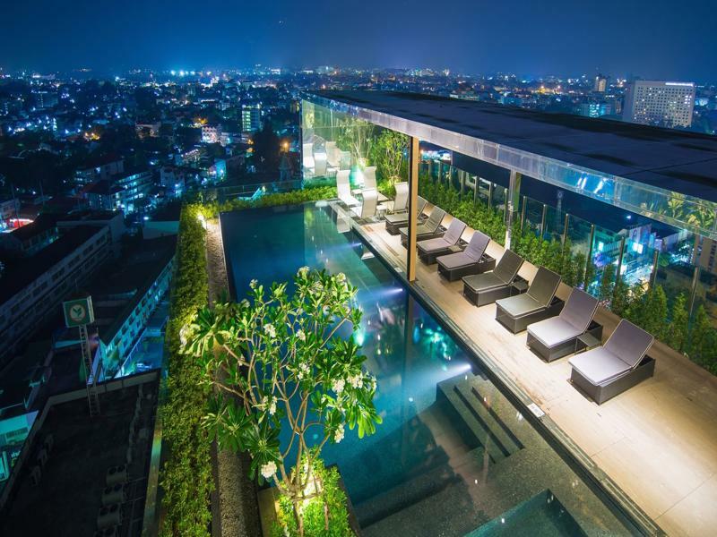 Hoc5 The Astra Condo Chiang Mai Night Bazaar Екстериор снимка